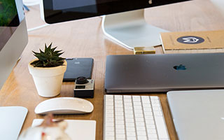 爱游戏app下载-曼联客场战平曼城晋级欧冠八强成悬念！